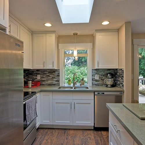 Remodel your kitchen with help from our licensed handyman in Lynnwood, WA.